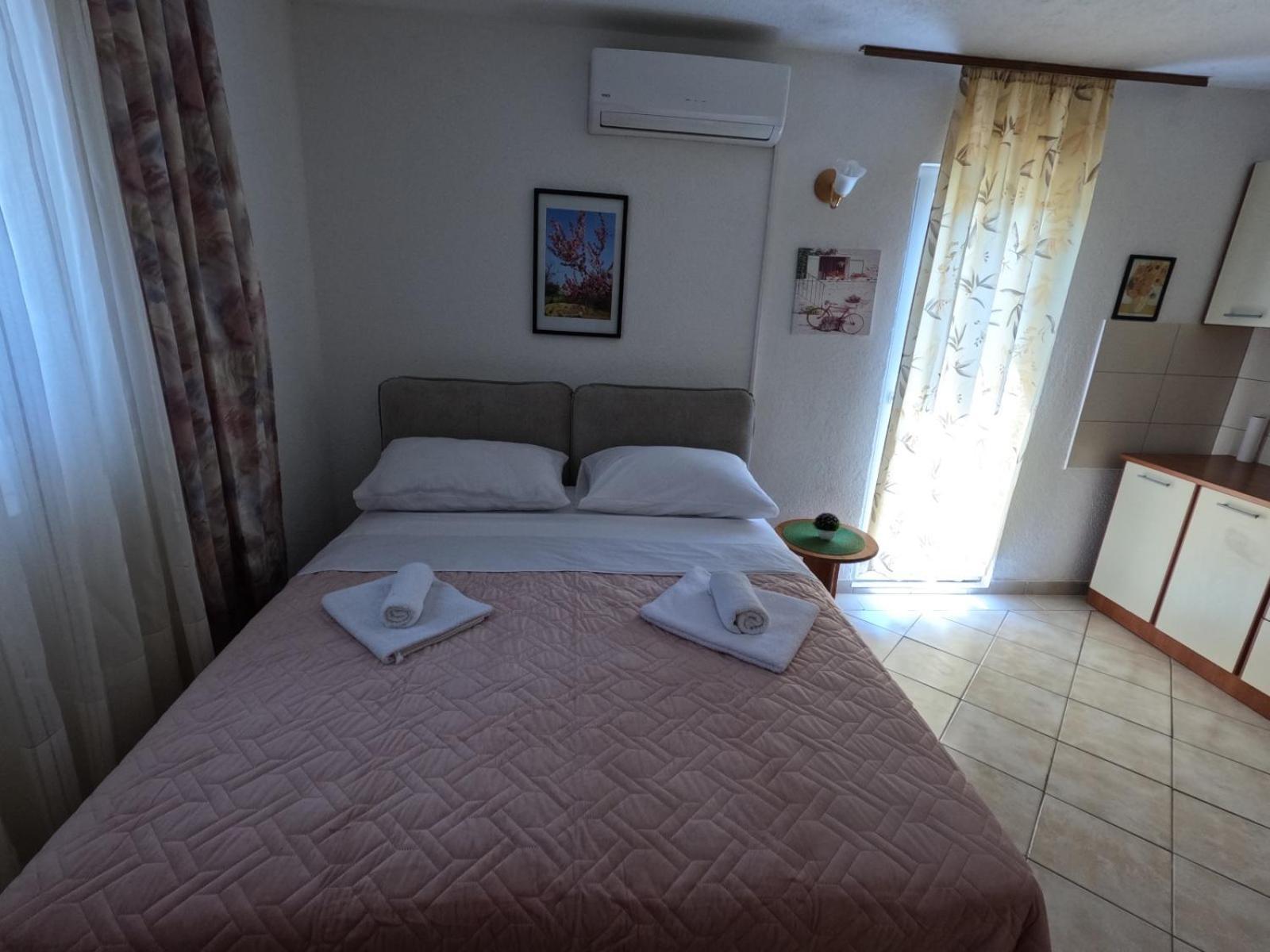 Apartmani Lena Sibenik Bagian luar foto