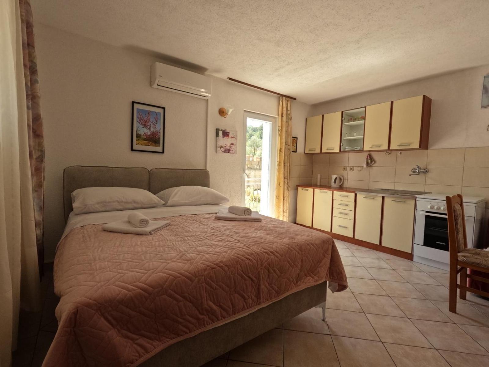 Apartmani Lena Sibenik Bagian luar foto